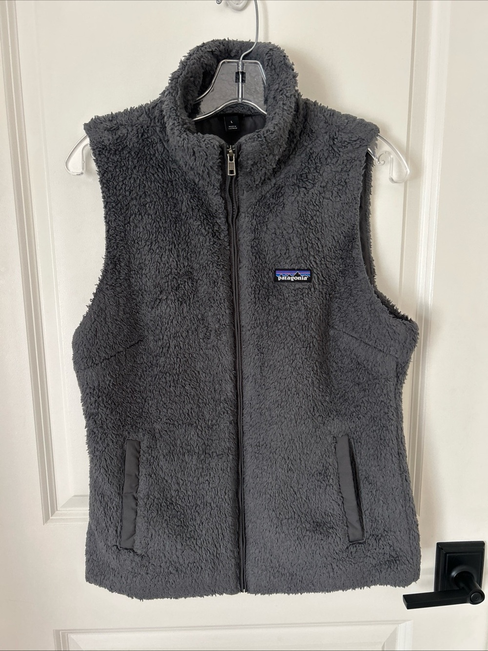 Patagonia Los Gatos Dark Gray Full Zip Vest Women’s L Fuzzy Gorpcore Cozy
